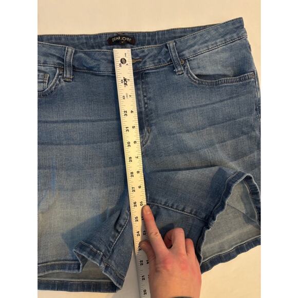 Dear John Classic 90's Medium Wash Distressed Mid-Rise Stretch Denim Shorts 31 - Picture 4 of 9